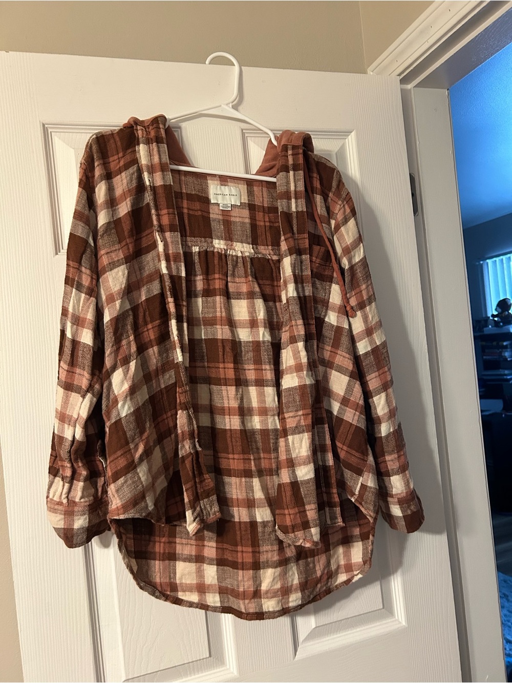 American Eagle Outfitters Plaid Hooded Button-Down in Rust and Cream